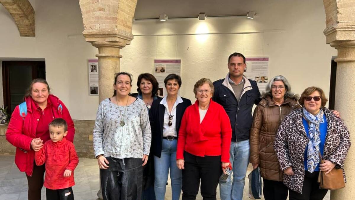 El Palacio de los Niños de Don Gome acoge la exposición 'La Mujer y la Historia'