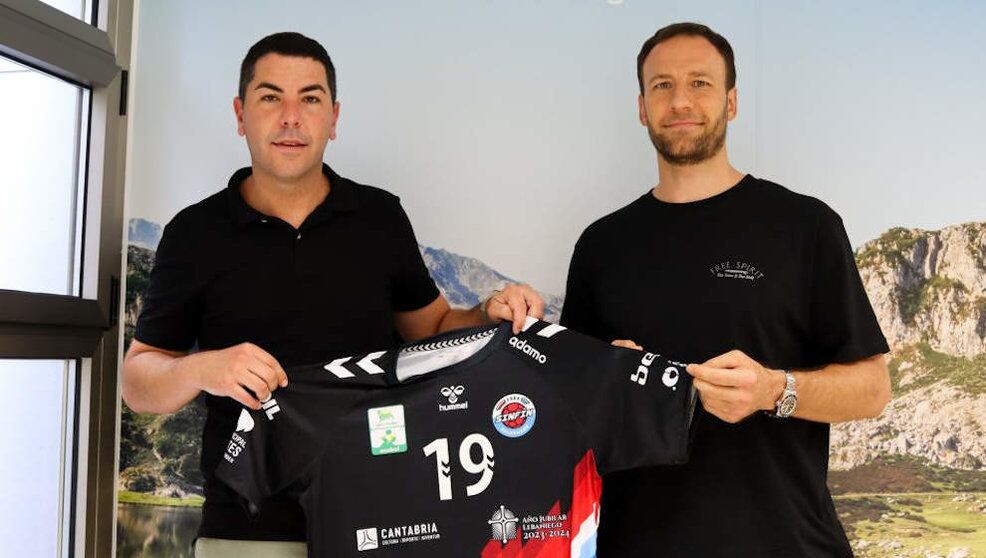 Sasha Tioumentsev, nuevo jugador del Blendio Sinfín