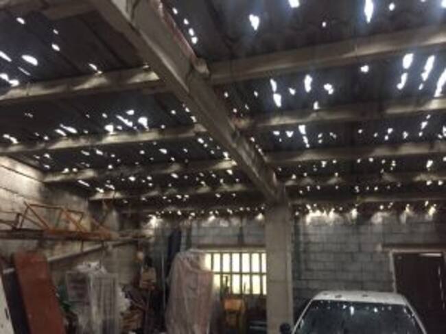 Tejado afectado en Torre del Compte