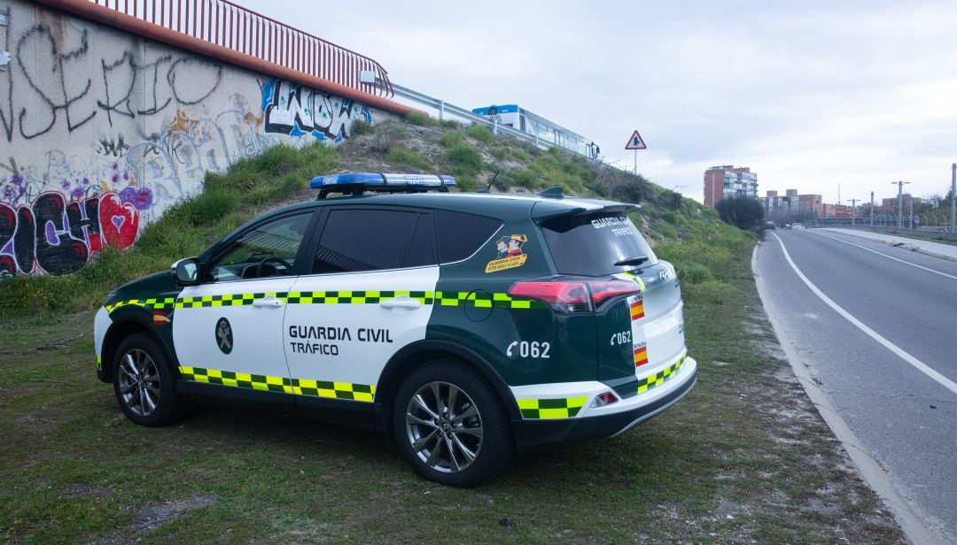 Un vehículo de la Guardia Civil de Tráfico.