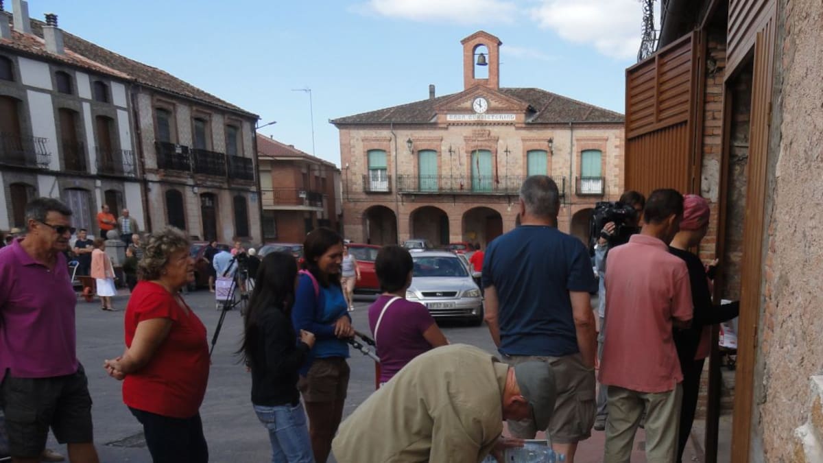 Lastras de Cuéllar vuelve mañana al agua embotellada y están pendiente de un contraanálisis de nitritos