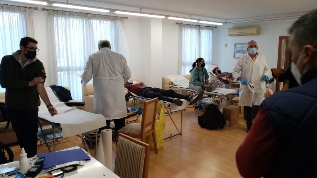 El Centro Regional de Transfusión Sanguínea en Sevilla, en colaboración con la Universidad de Sevilla, hace este miércoles día 12 de enero un llamamiento urgente a donar sangre