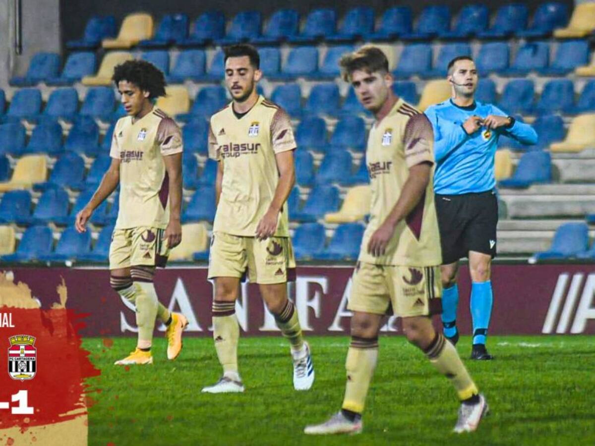 El Efesé reacciona tarde en Pasarón y cae eliminado ante el Pontevedra