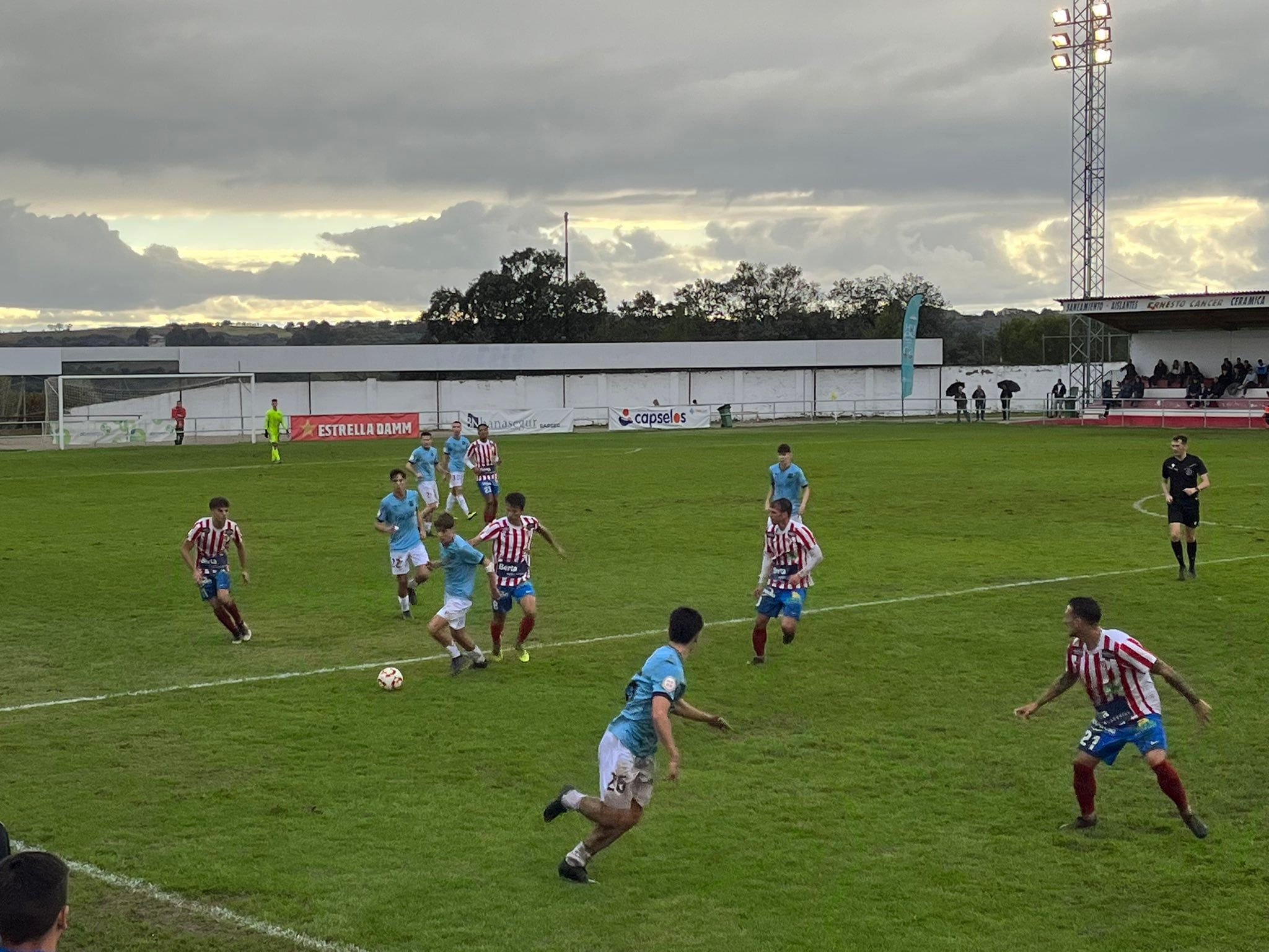 El Barbastro sumó los tres puntos ante el Subiza