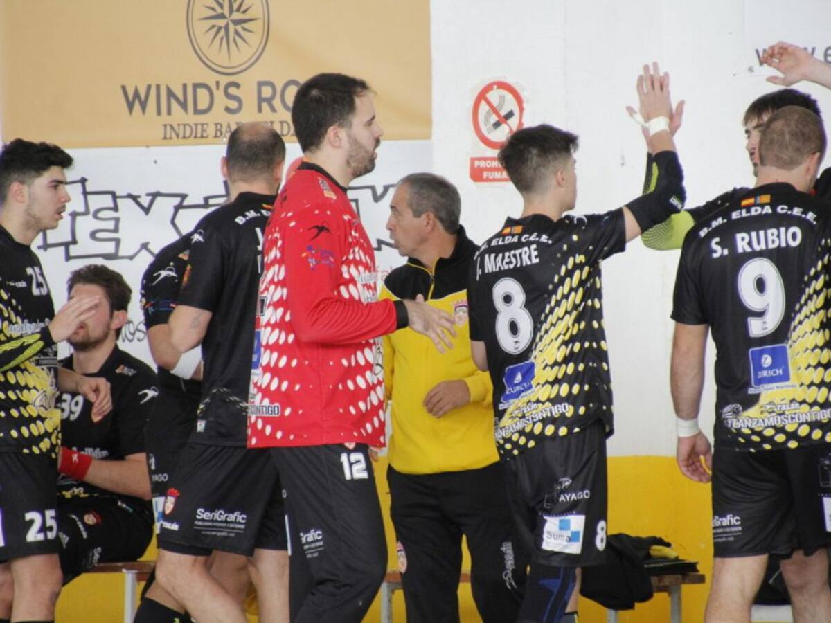 Elda - C.E.E. y Horneo Sporting Alicante se juegan el lidertaro (D. 12:30 h)