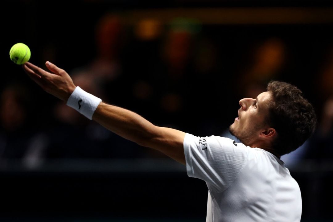 Pablo Carreño durante un saque del partido.