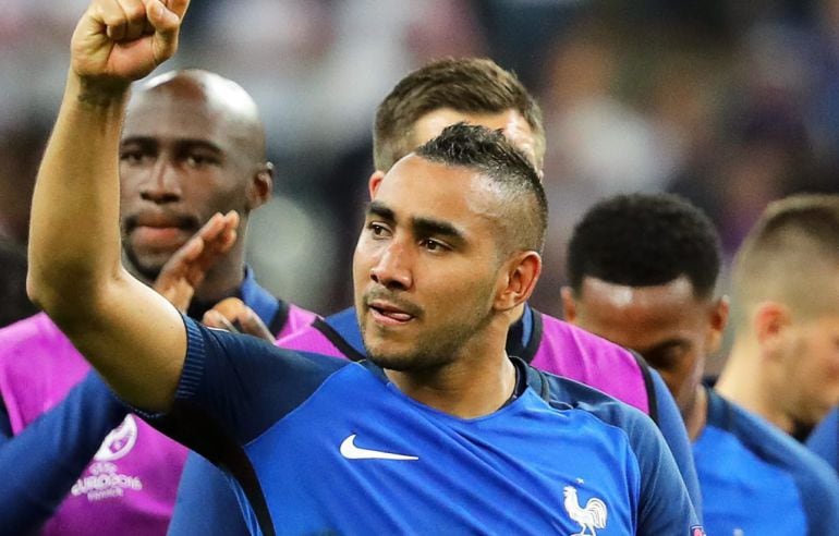 Payet cierra el puño