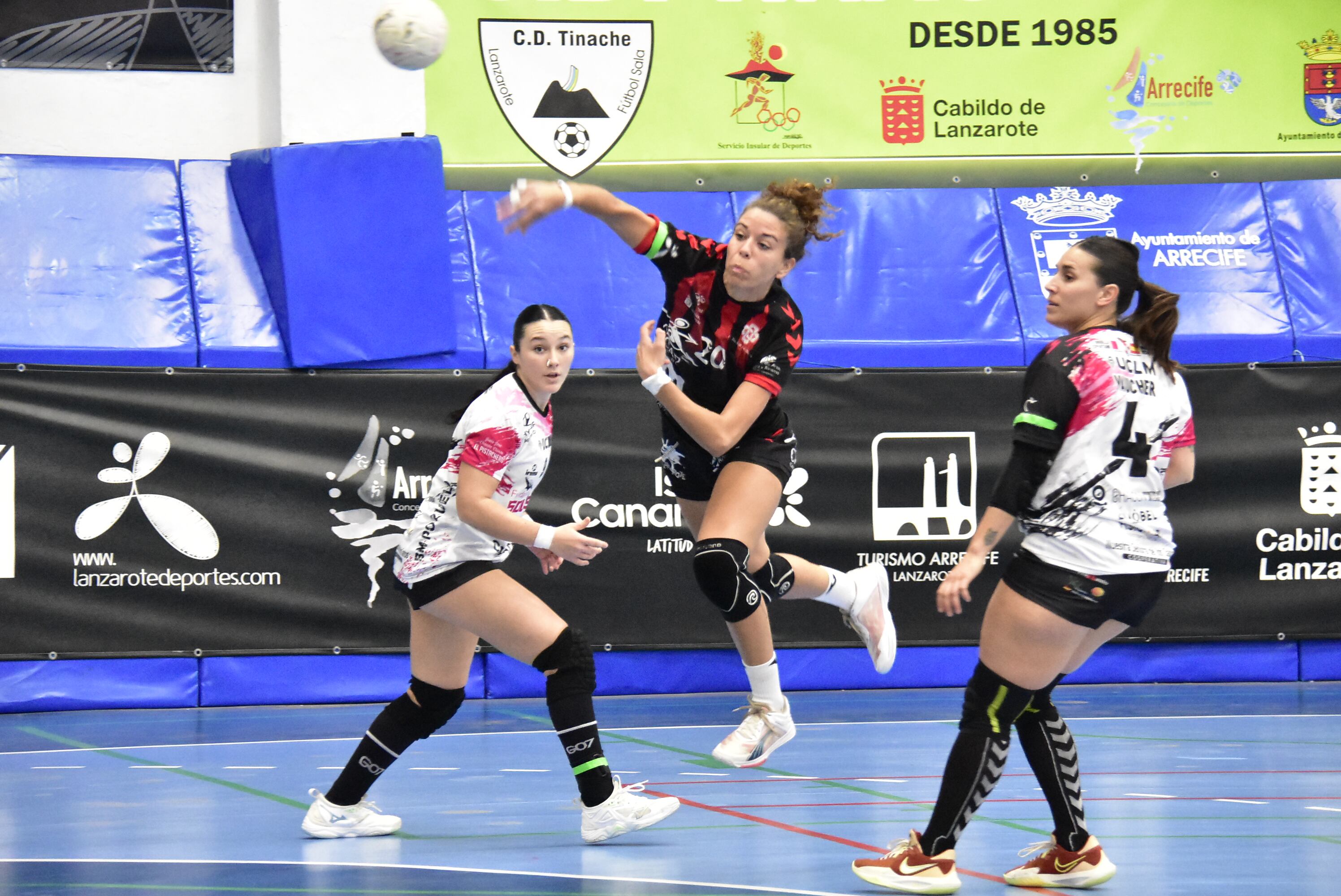 Celia López en un partido del CICAR Lanzarote Ciudad de Arrecife.