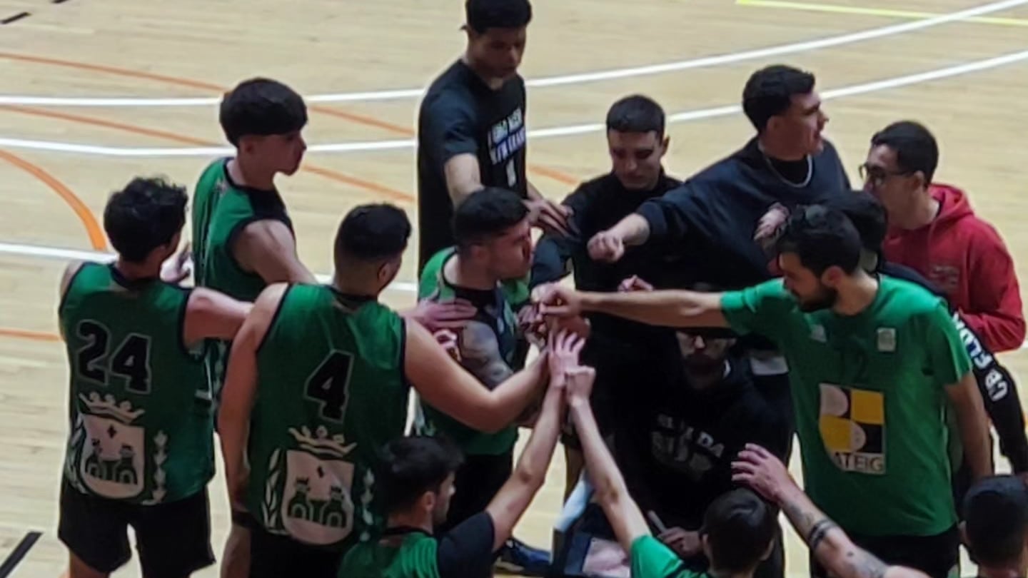 Al C. B. Elda - Bateig Piedra Natural se le fue el partido en el último suspiro