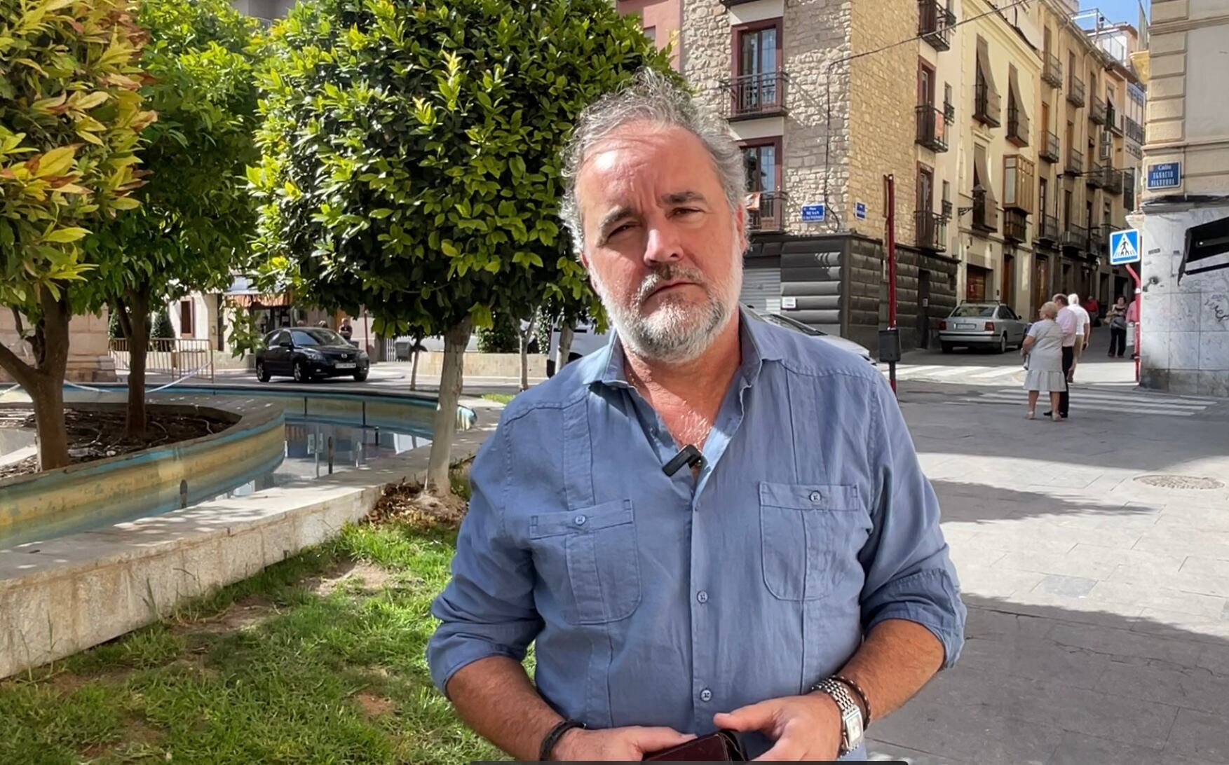 El concejal socialista, Francisco Lechuga, en la plaza de San Ildefonso de la capital.