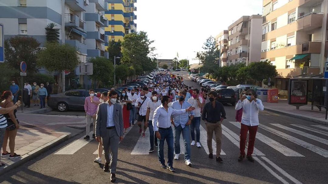 Participantes en la marcha de defensa del toreo.