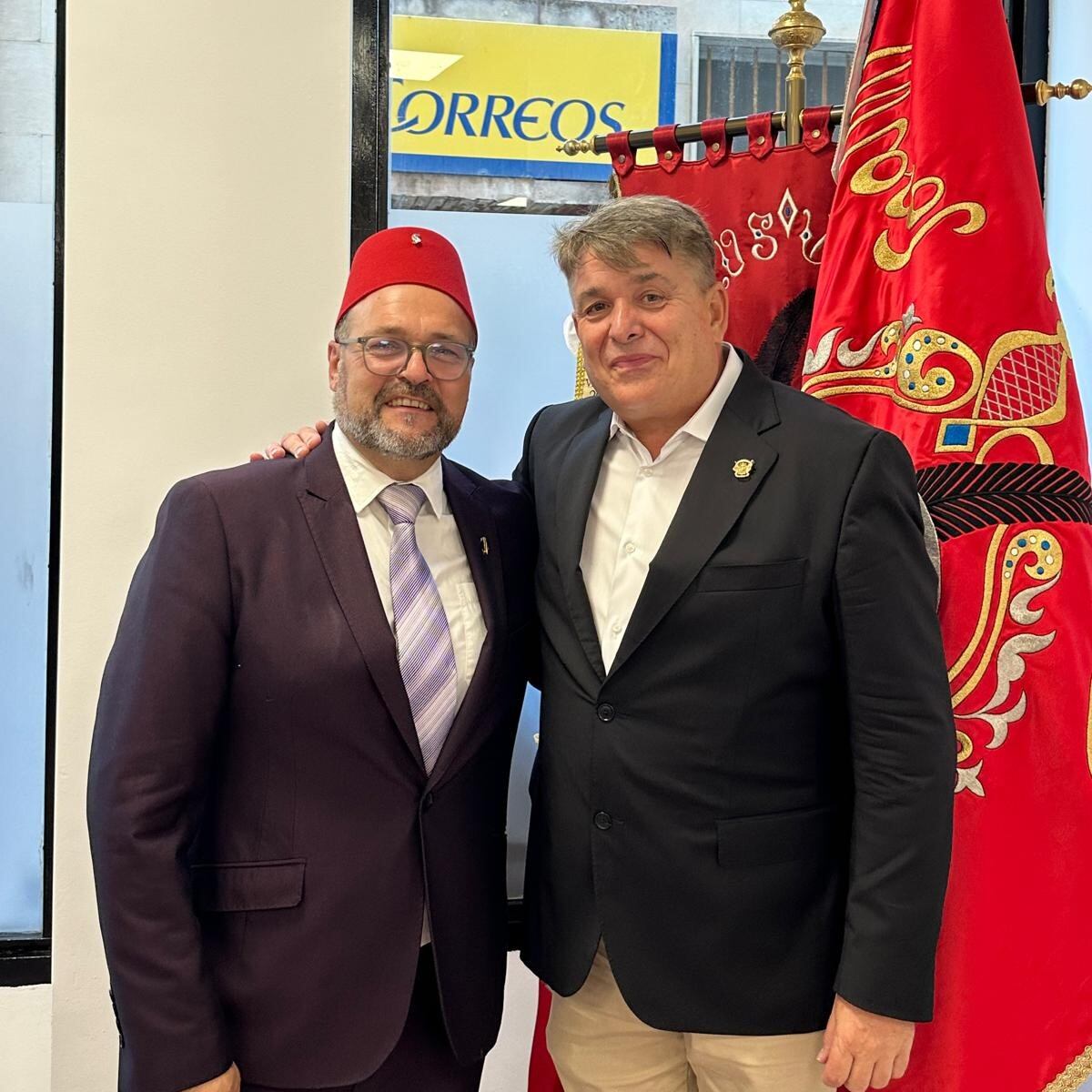 El Presidente de los Moros Viejos con el Pte de la Junta Central