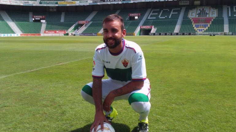 Nono, autor de uno de los goles del Elche C.F.