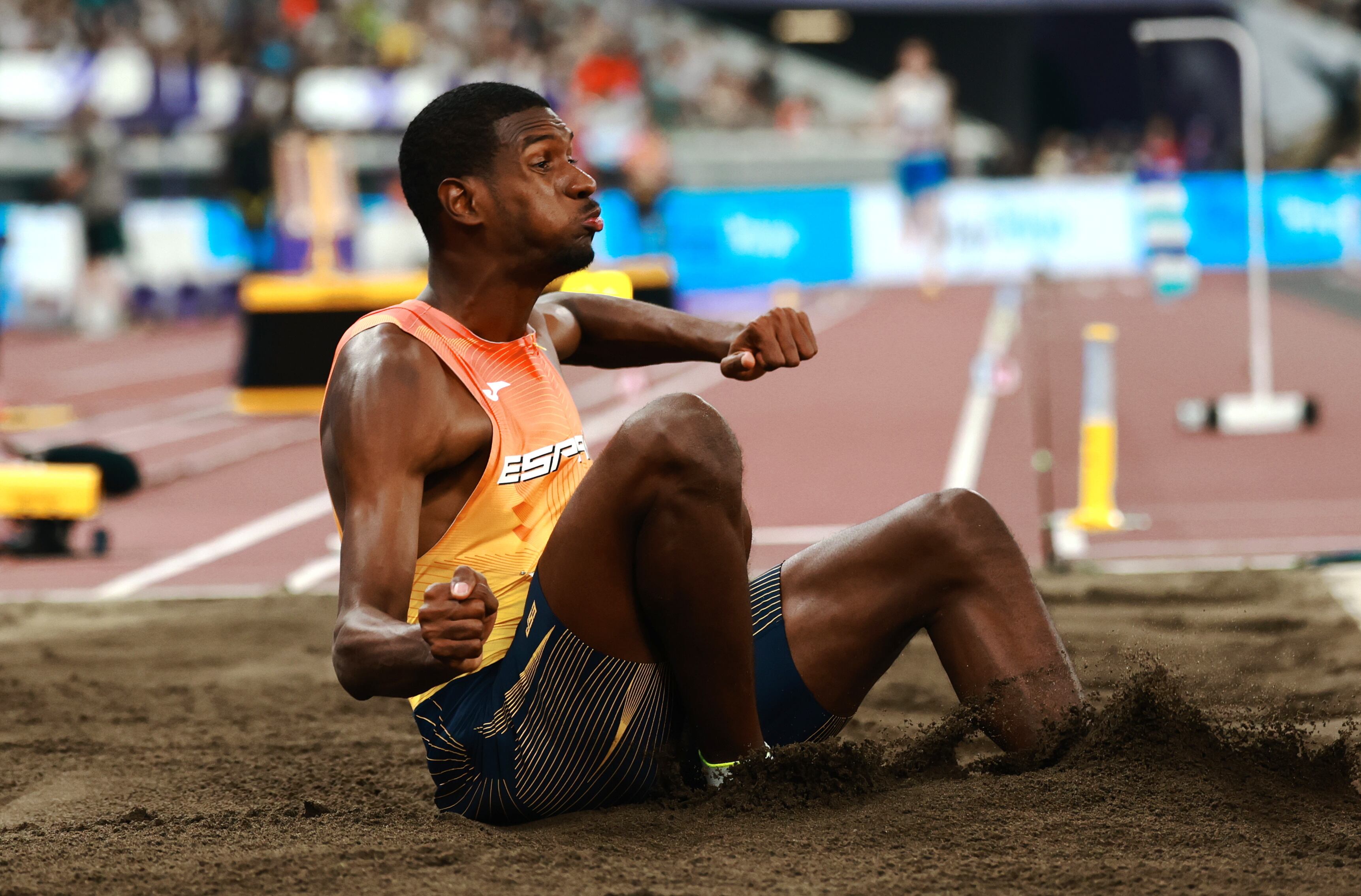 TOKYO (Japan), 17/09/2025.- Lester Lescay of Spain competes in the Men&#039;s Long Jump final at the World Athletics Championships 2025 in Tokyo, Japan, 17 September 2025. (Mundial de Atletismo, Salto de longitud, Japón, España, Tokio) EFE/EPA/ALEX PLAVEVSKI
