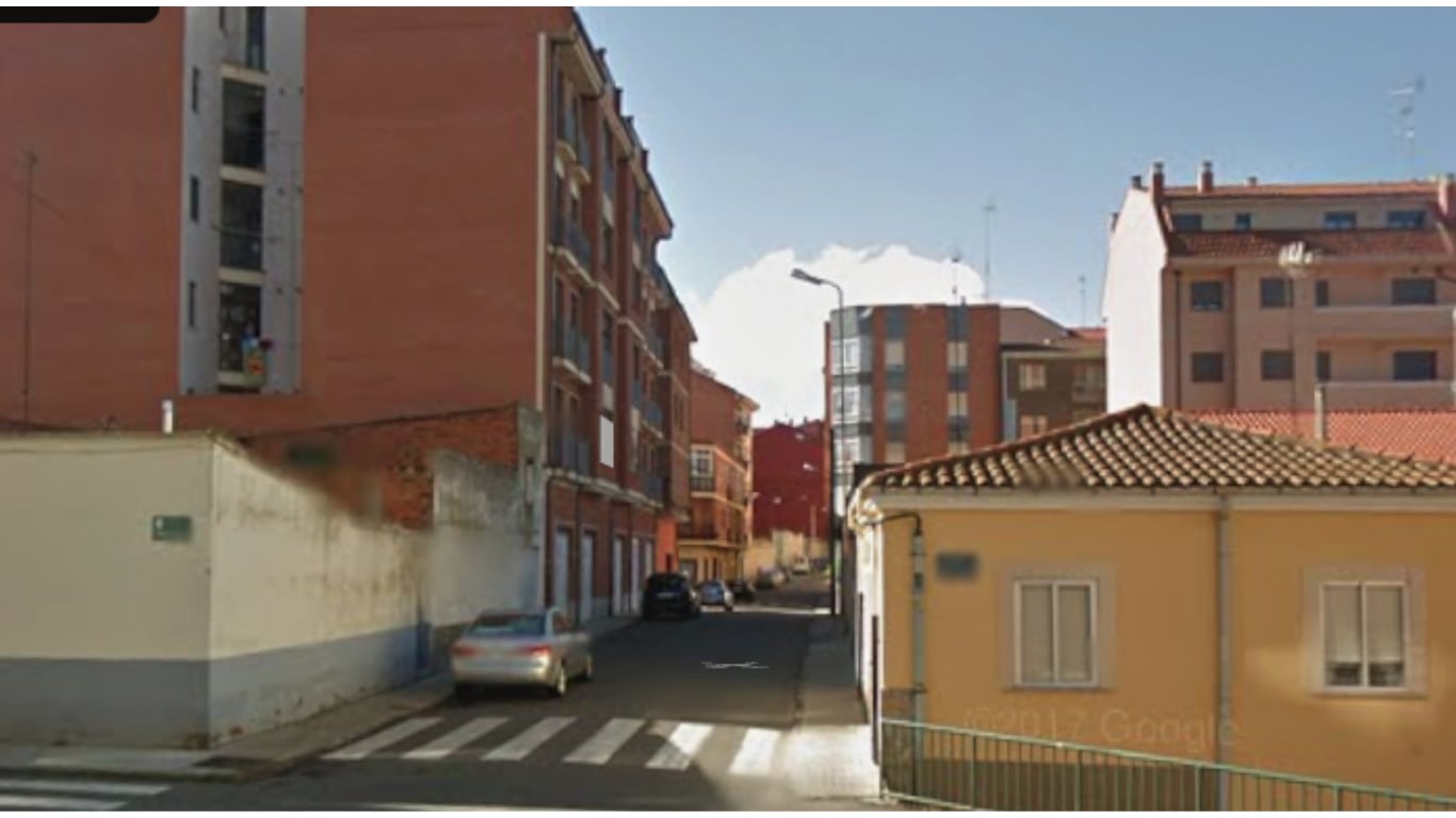 Entrada a la calle San Vicente de Benavente