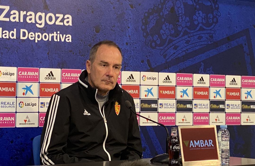 Víctor Fernández viaja a Santander con 18 jugadores entre los que no están Pereira ni Delmás