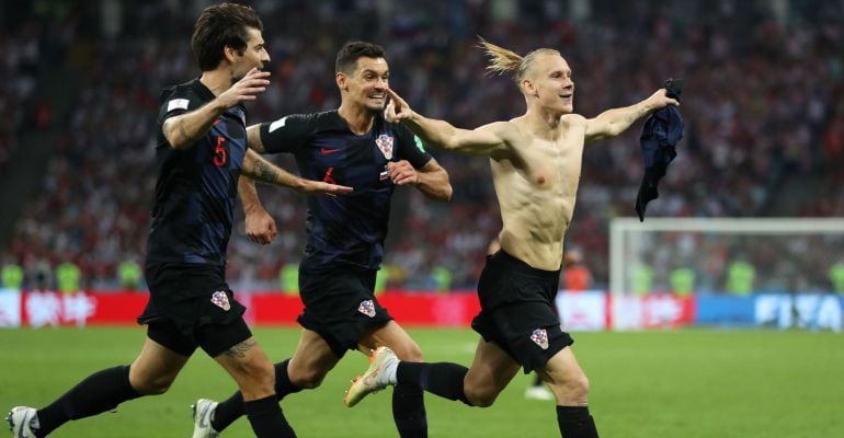 Domagoj Vida celebra un gol en la prórroga