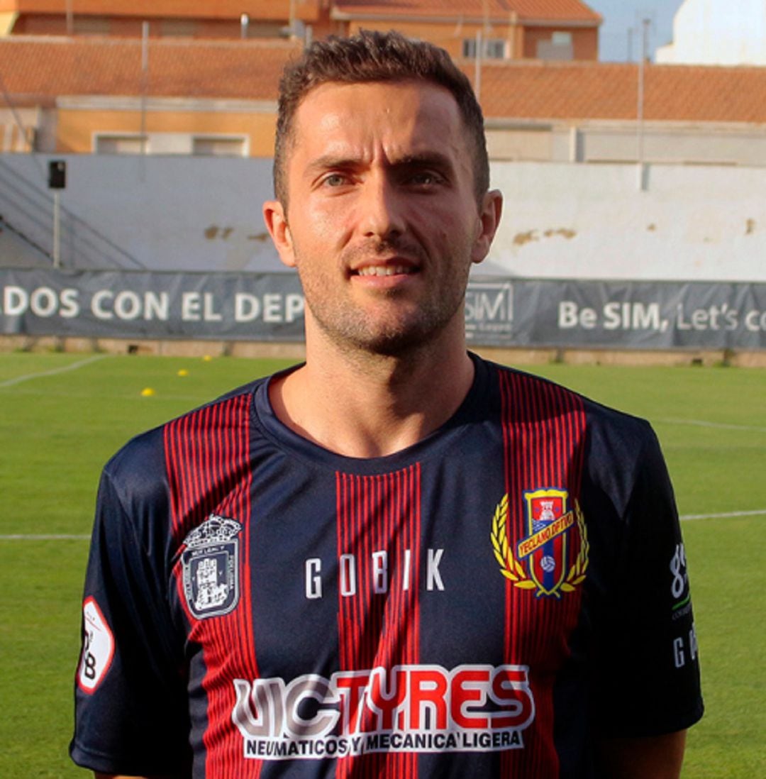 Rafa López en una foto oficial del club