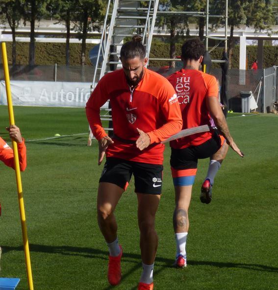Marc Mateu durante un entrenamiento de la SD Huesca
