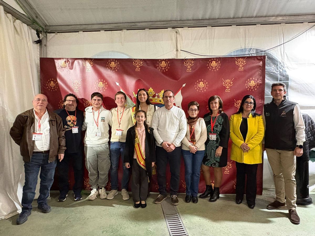 Moros Nuevos, Piratas y Nazaríes consiguen el Truque, dominó y parchís del Ecuador Festero