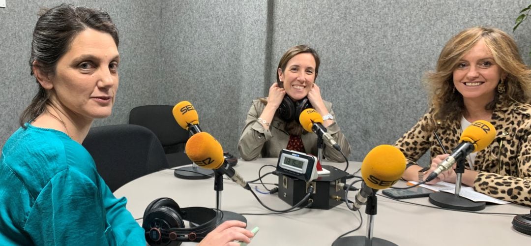 Las diputadas autonómicas Lorena Heras (PP), Pilar Sánchez Acera (PSOE) y Araceli Gómez (Cs) en Hoy por Hoy Madrid Norte