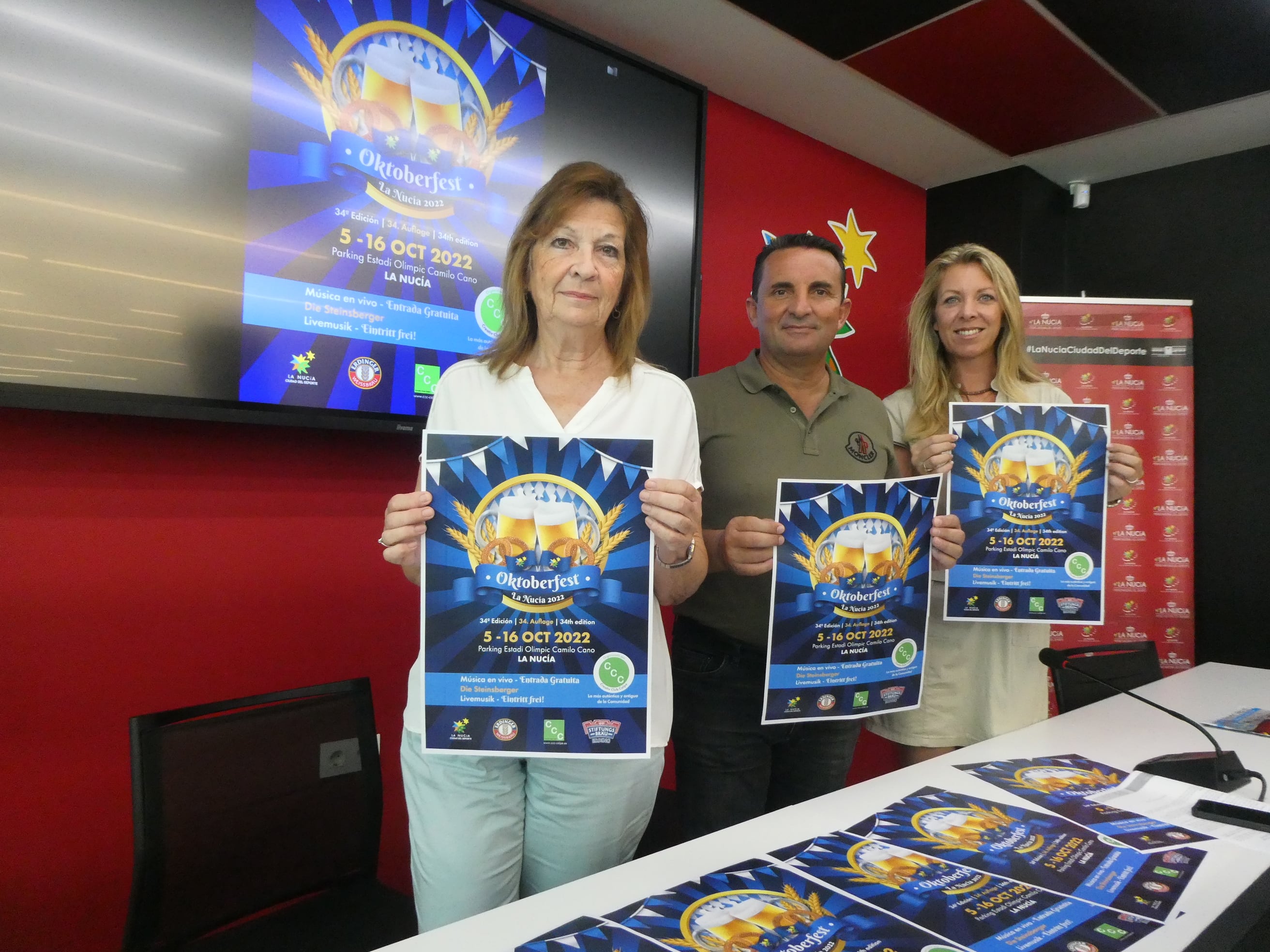 En la rueda de prensa sobre la “Oktoberfest 2022” de La Nucía participaron Gabriele Schäfer, pta. Asociación Creativ Club Calpe, Jessica Gommans, concejala de Residentes Internacionales y Bernabé Cano, alcalde nuciero