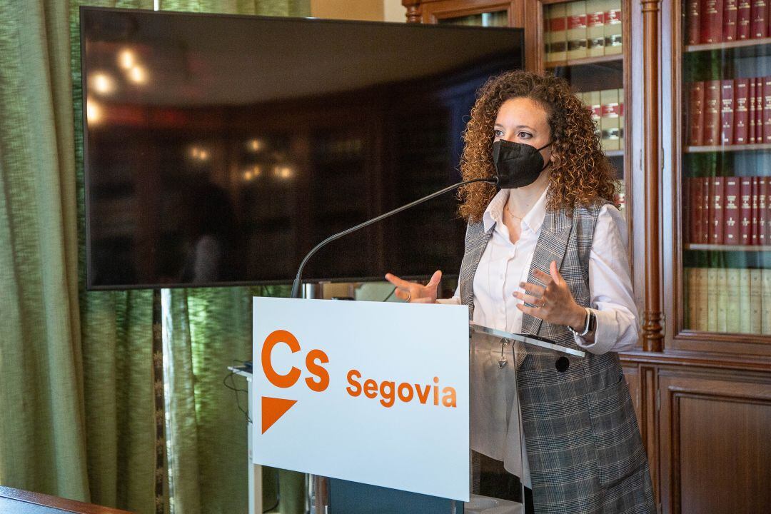 Noemí Otero en rueda de prensa