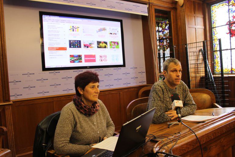 Sergio Corchón, delegado de Bienestar Social, en la presentación de la nueva web.