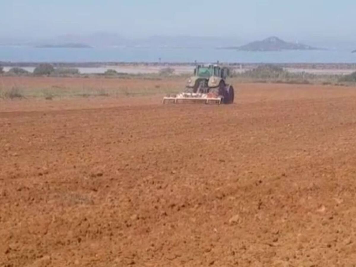 Denuncian un labrado agrícola en direccion al Mar Menor el mismo día de la manifestación