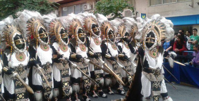 Desfilando en fiestas