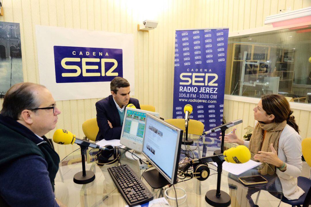 Pepe Ortiz, candidato del PP por la provincia de Cádiz, durante una entrevista en Radio Jerez