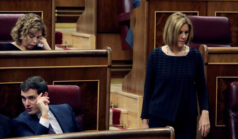 El líder de Ciudadanos Albert Rivera, junto a la ministra de Defensa María Dolores de Cospedal.