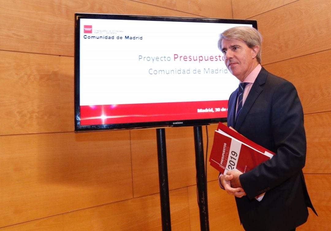 El presidente de la Comunidad de Madrid, Ángel Garrido, ha presentado este martes los Presupuestos regionales para 2019, los &quot;más ambiciosos&quot; de Legislatura, con récord en Sanidad y con los jóvenes y el empleo como centro. 
 POLITICA ESPAÑA EUROPA MADRID