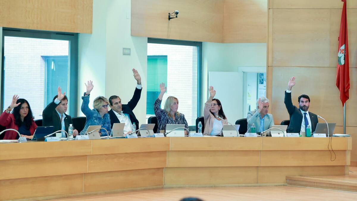 Marta Martín, concejala de Economía y Hacienda de Alcobendas insiste en que seguirán haciendo bonificaciones a las familias numerosas