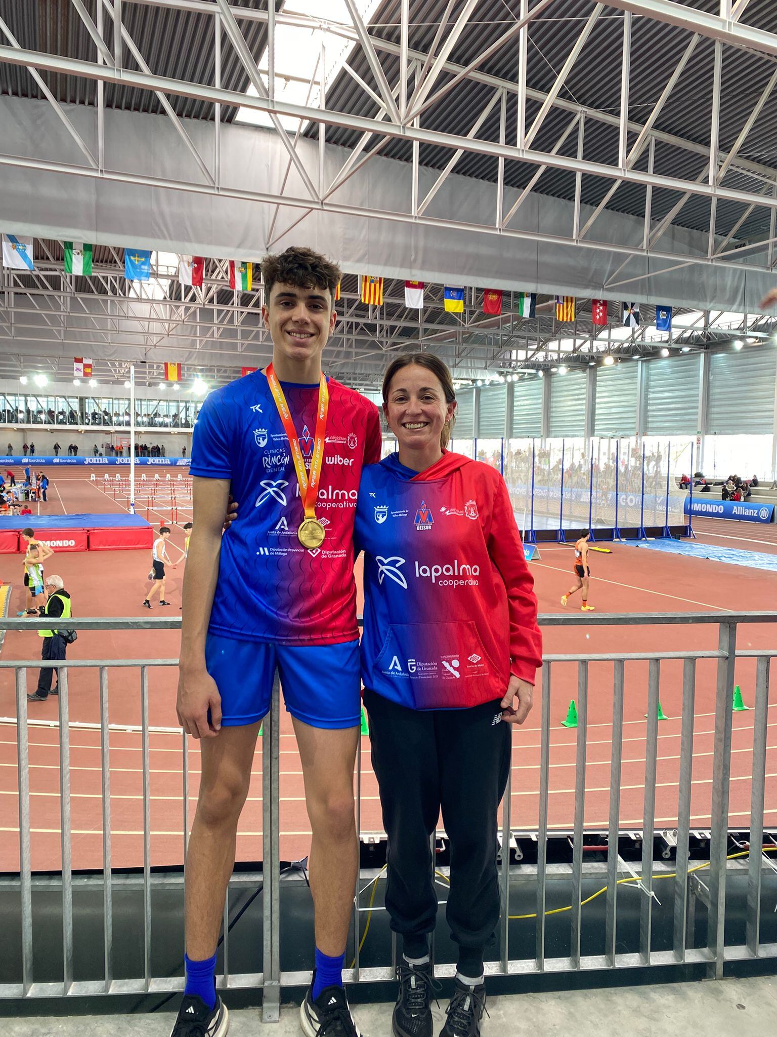 El atleta Héctor García Moreno, del club Atletismo Delsur–Cooperativa La Palma, se proclamó campeón de España Sub16 Short Track en salto de altura
