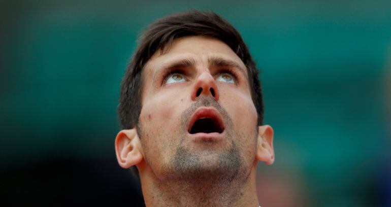 Novak Djokovic, en su partido de cuartos de final de Roland Garros ante Dominic Thiem.