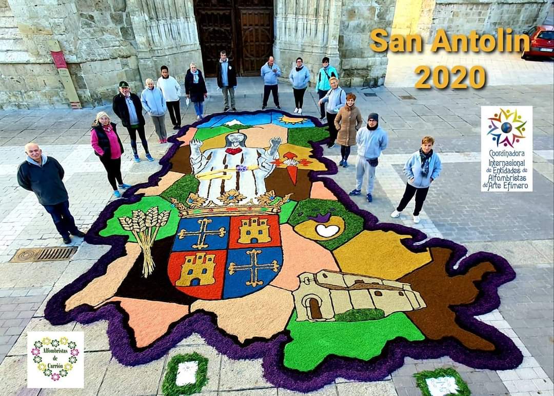 Imagen de archivo de una de las alfombras de flores realizada por los alfombristas de Carrión de los Condes