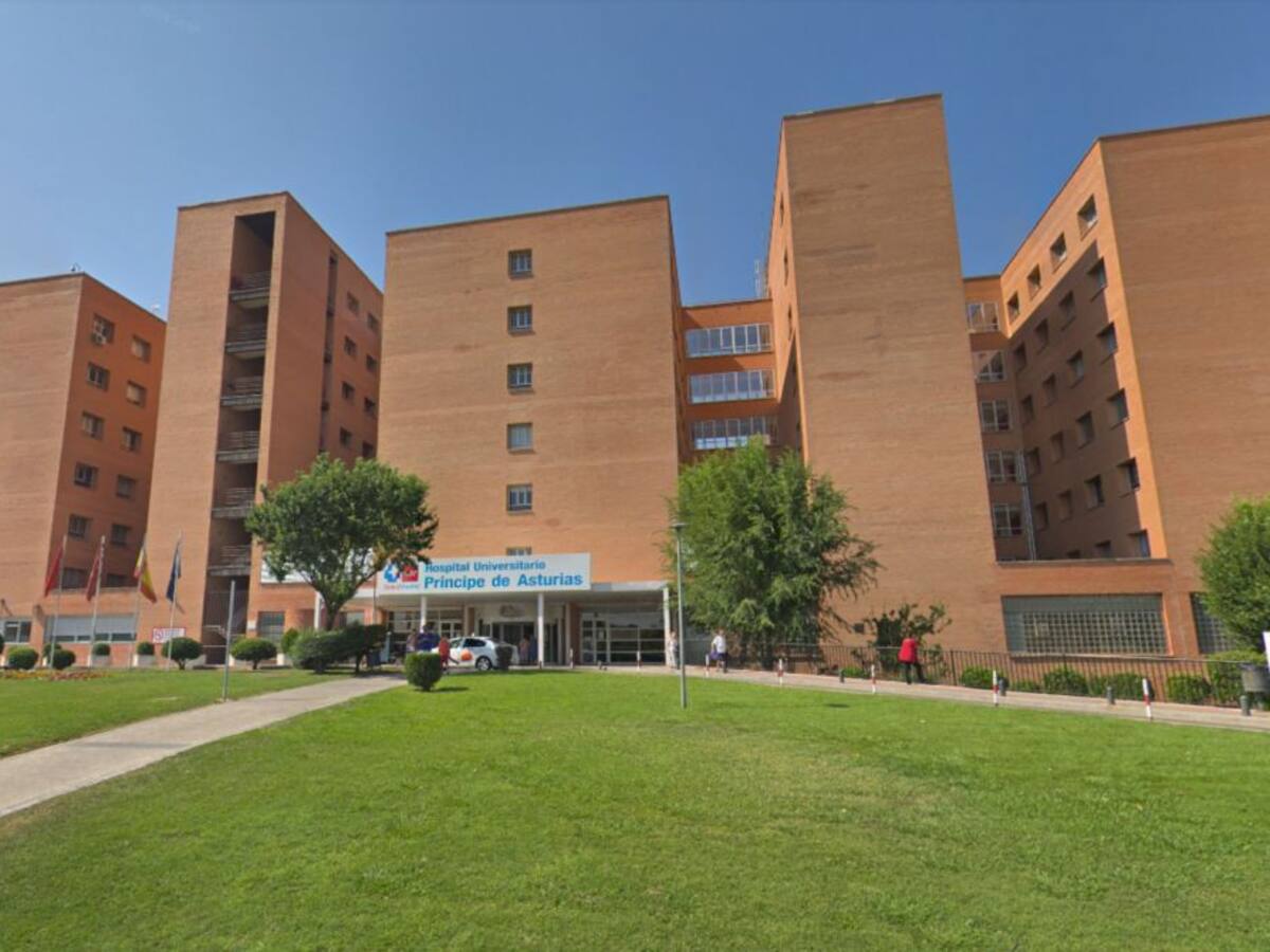 Un técnico de ambulancias fuera de servicio degüella a un enfermero en el hospital de Alcalá de Henares