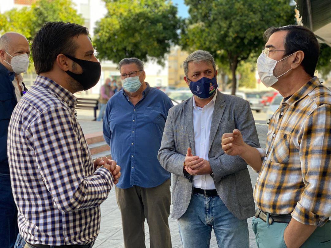 José Antonio Díaz durante su visita a Icovesa