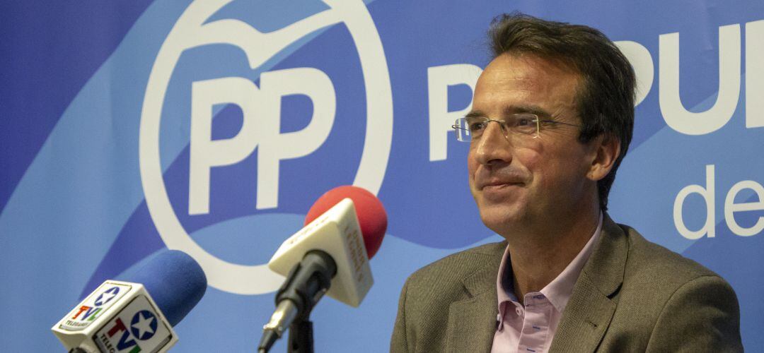 El portavoz del PP en Leganés, Miguel Ángel Recuenco, critica la falta de explicaciones por el 'apagón informático' de agosto
