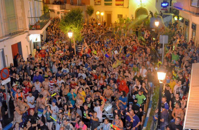 Foto de archivo de la fiesta del Agua en Lanjarón(Granada)