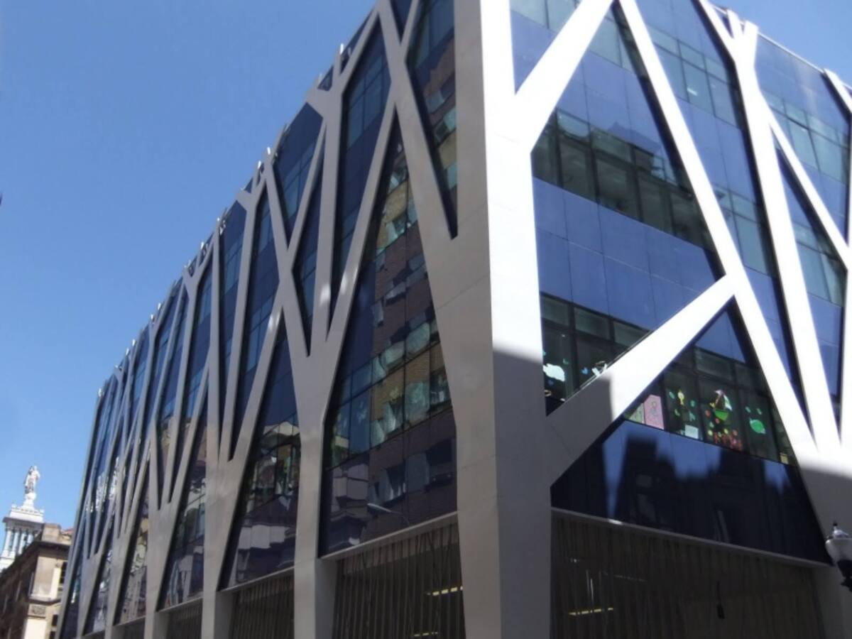 Casi 8.000 escolares gijoneses regresan a las aulas