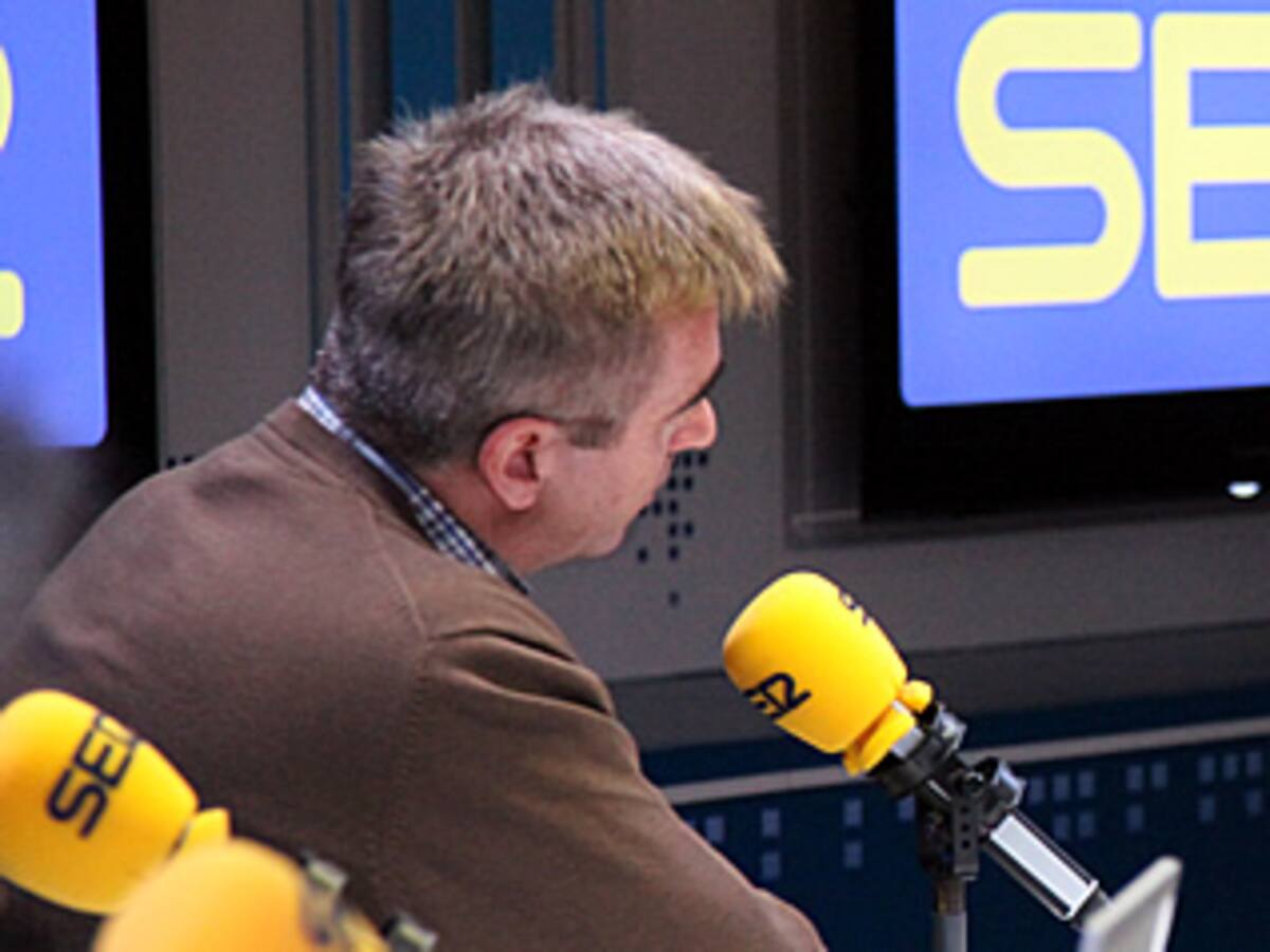 Pajín anuncia en la SER que la ley de trato estará aprobada esta legislatura