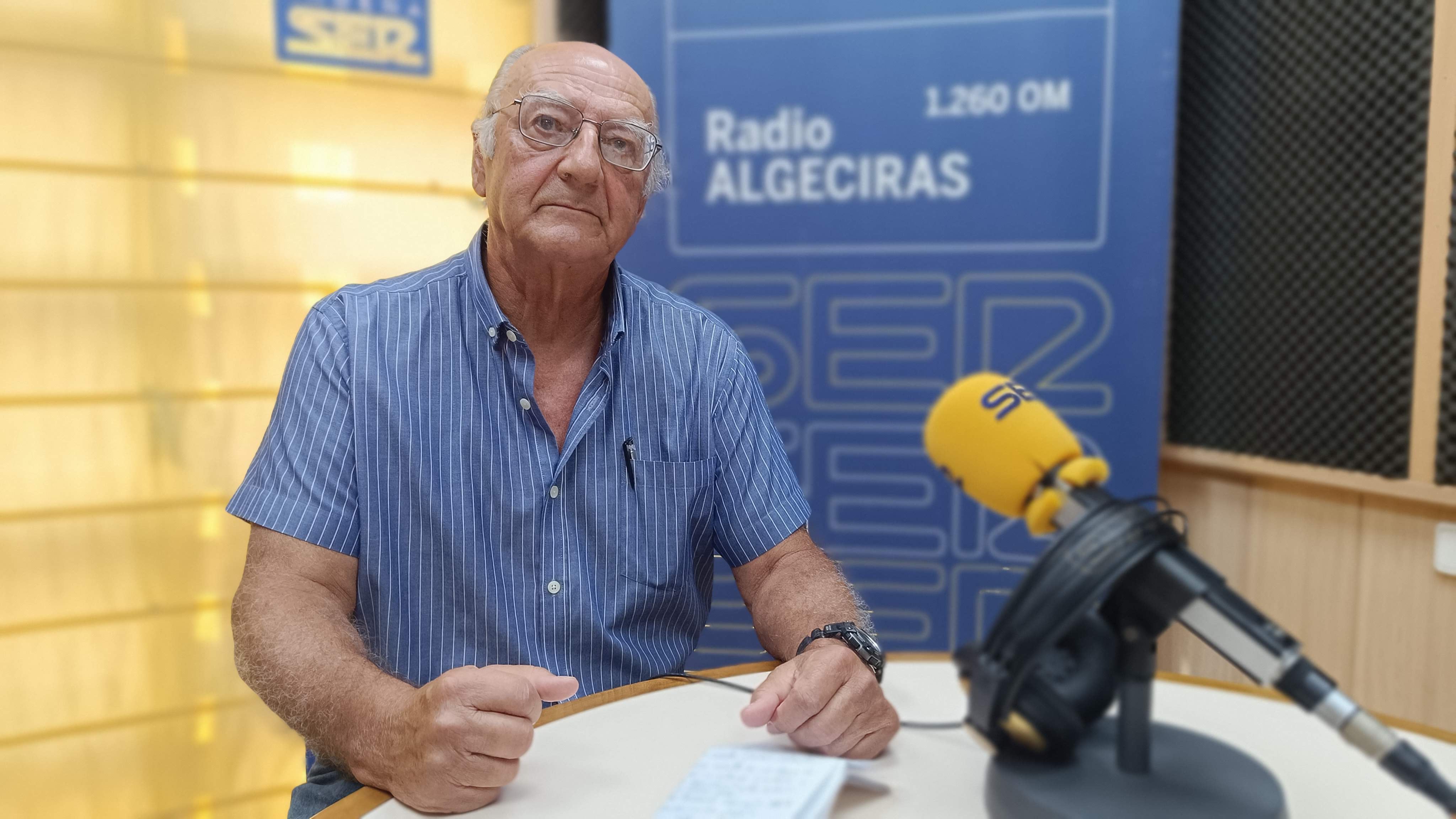 Antonio Sequera, vocal de FAPACSA durante su intervención de hoy en Radio Algeciras.