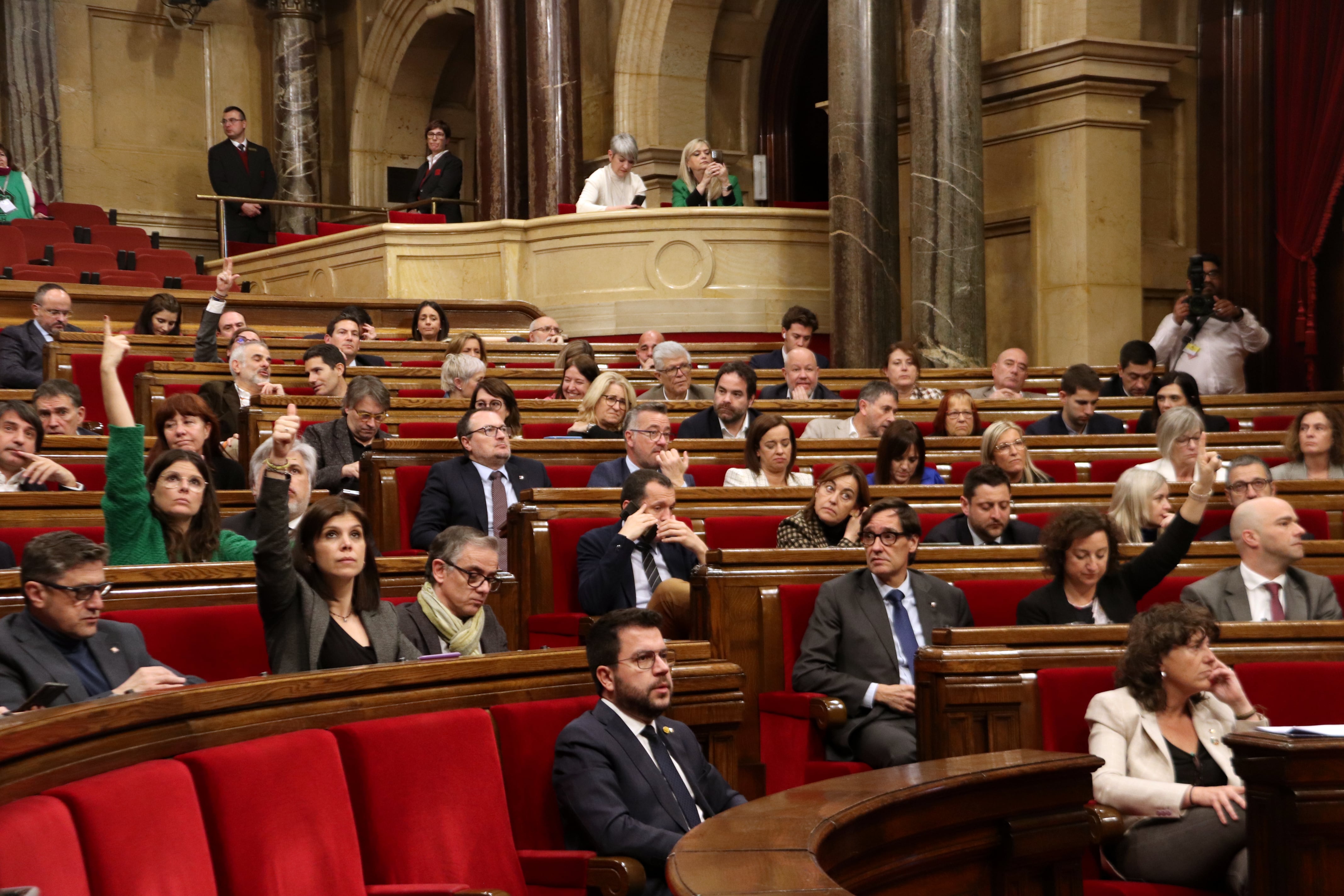 Imagen recurso de una sesión en el Parlament catalán.