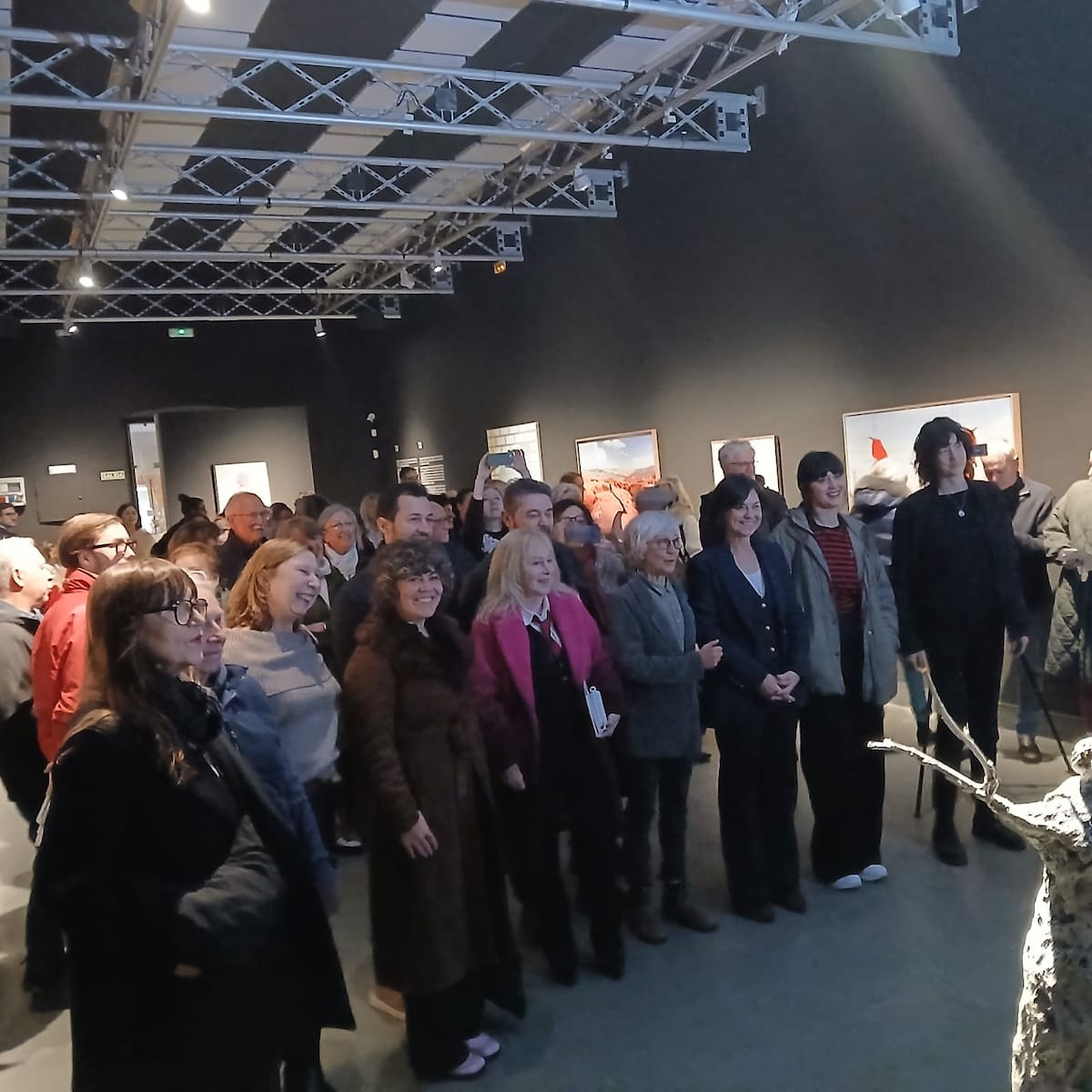 12 artistas, más una, protagonizan el calendario del Área de Igualdad del Ayuntamiento de Gijón