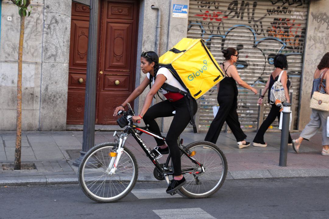 Es la primera denuncia formal a la empresa Glovo en Navarra