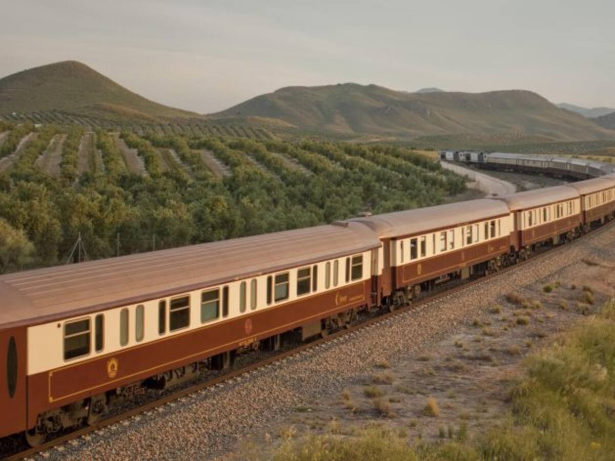 El Al Andalus surca las ‘joyas’ de España