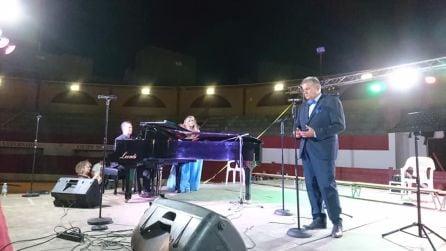 Momento en el que el maestro Paolo Borgognone interpretaba un tema en solitario