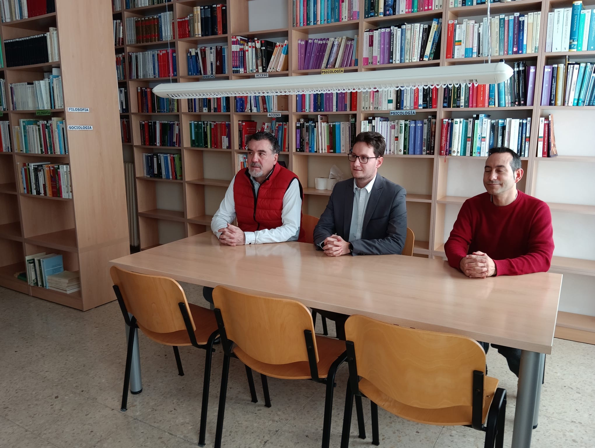 Biblioteca de la segunda planta del Centro Cívico